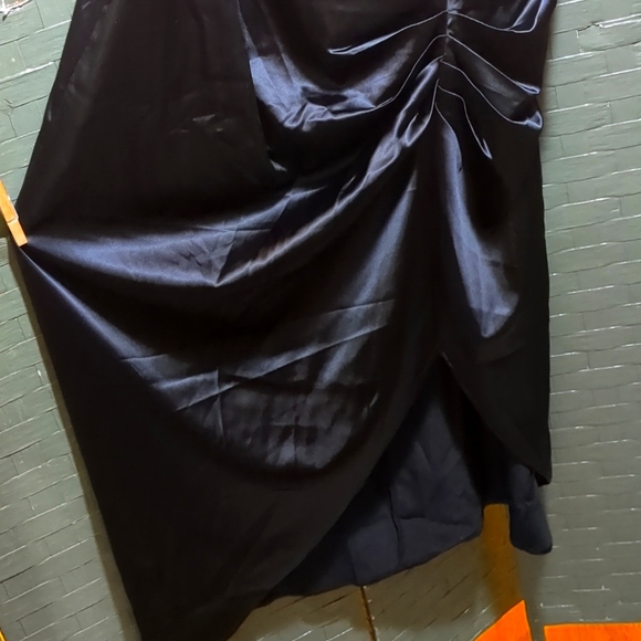 Kim Curvy Slip Dress - Picture 3 of 7